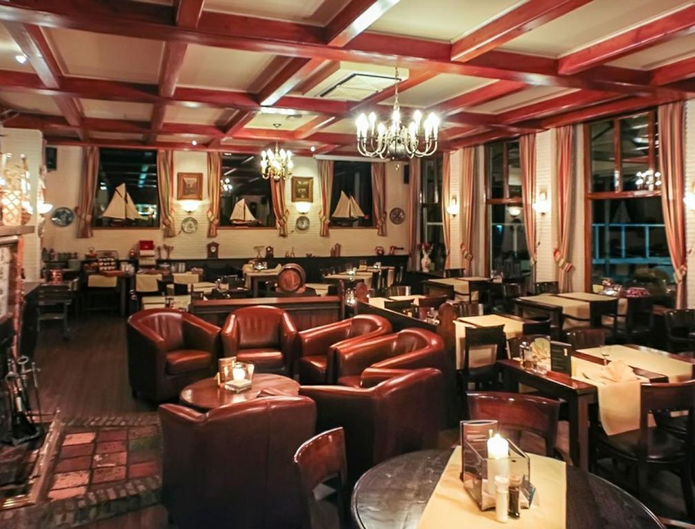Hotel Cafe Restaurant Duinzicht สกีร์มอนนิโคก ภายนอก รูปภาพ